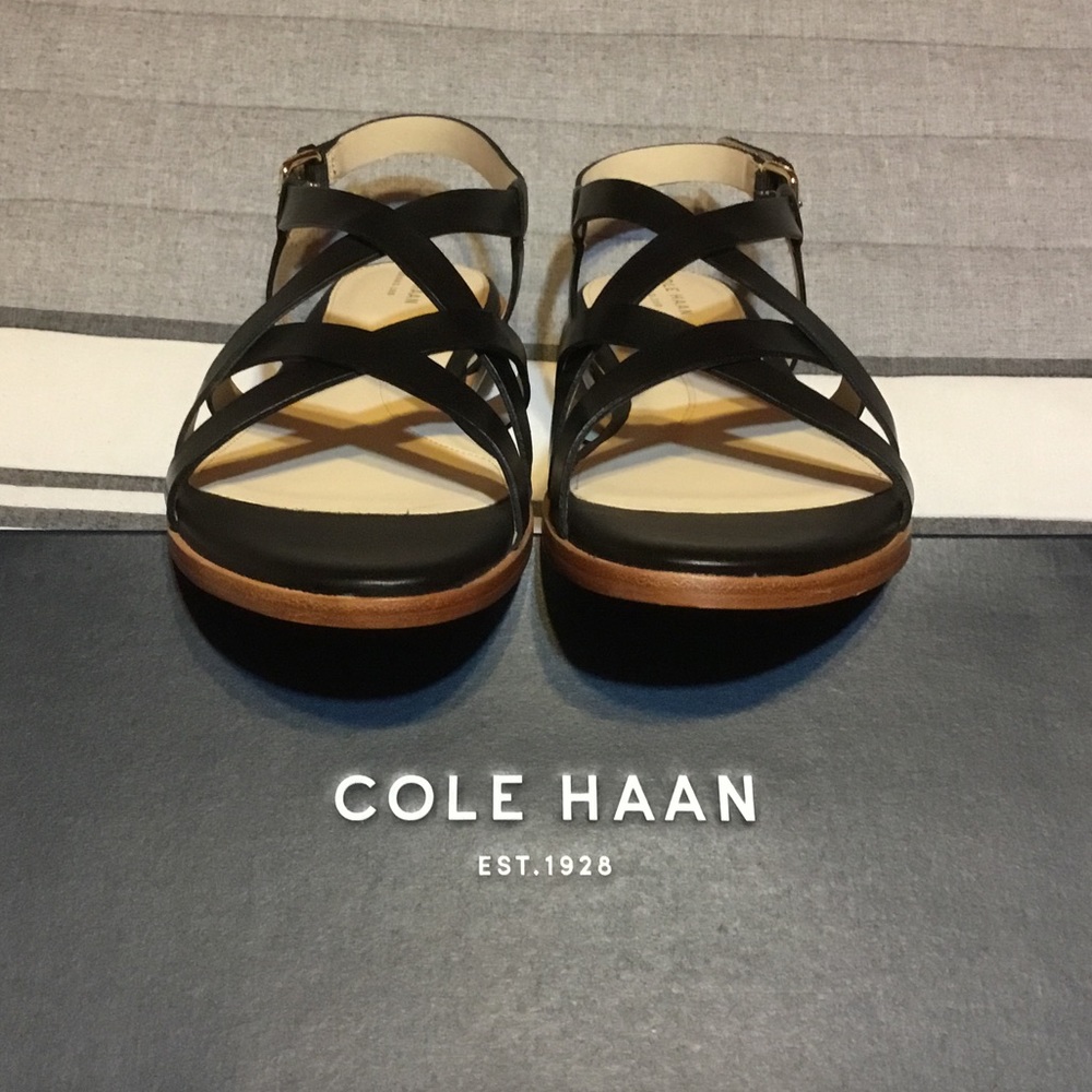 COLE HAAN - Picture 3 of 16